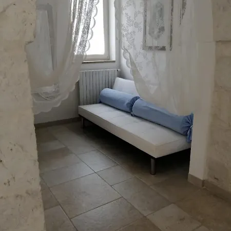 Trulli L'utopia Di Anny Trulli Anny's Utopia * لوكوروتوندو